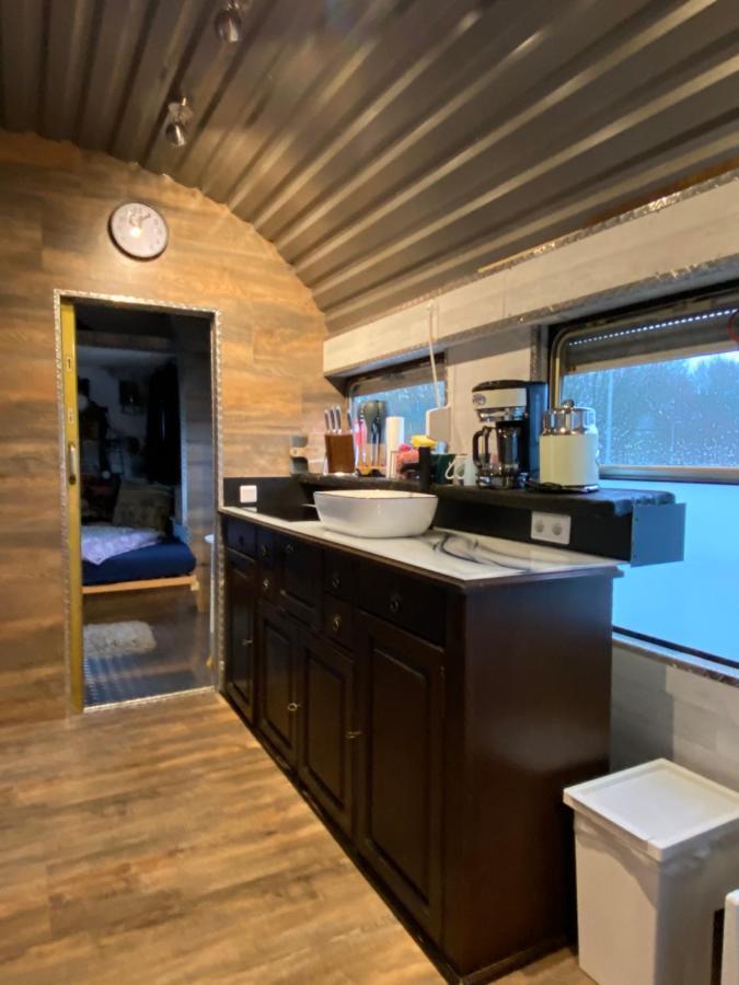 Gleis 2, Waggon Mit Ofen, Optional Mit Whirlpool Und Sauna Dahlem  Eksteriør billede