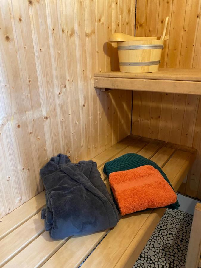 Gleis 2, Waggon Mit Ofen, Optional Mit Whirlpool Und Sauna Dahlem  Eksteriør billede